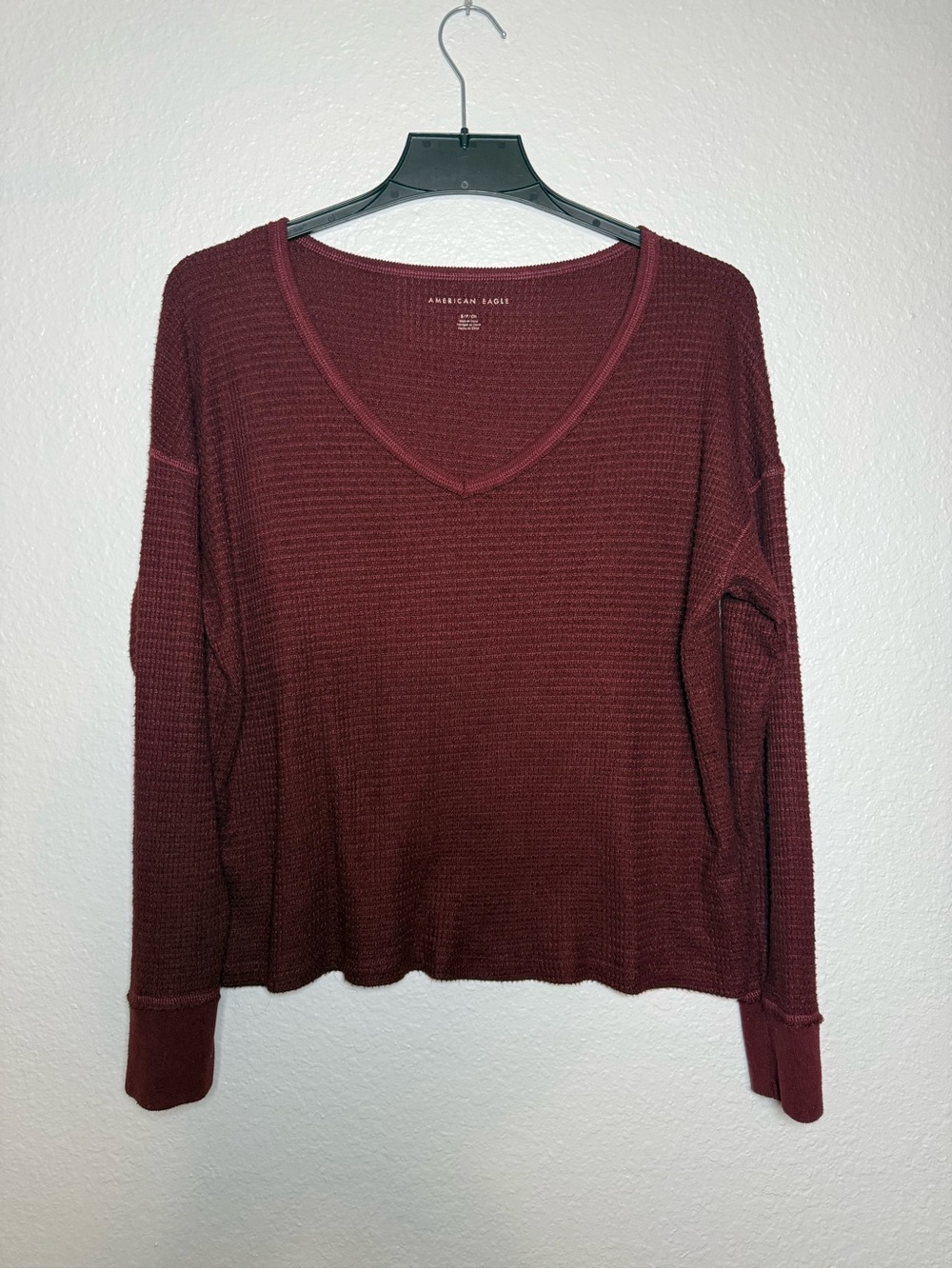 American‎ Eagle Waffle Knit V-Neck Long Sleeve Top Burgundy Size S/P/CH